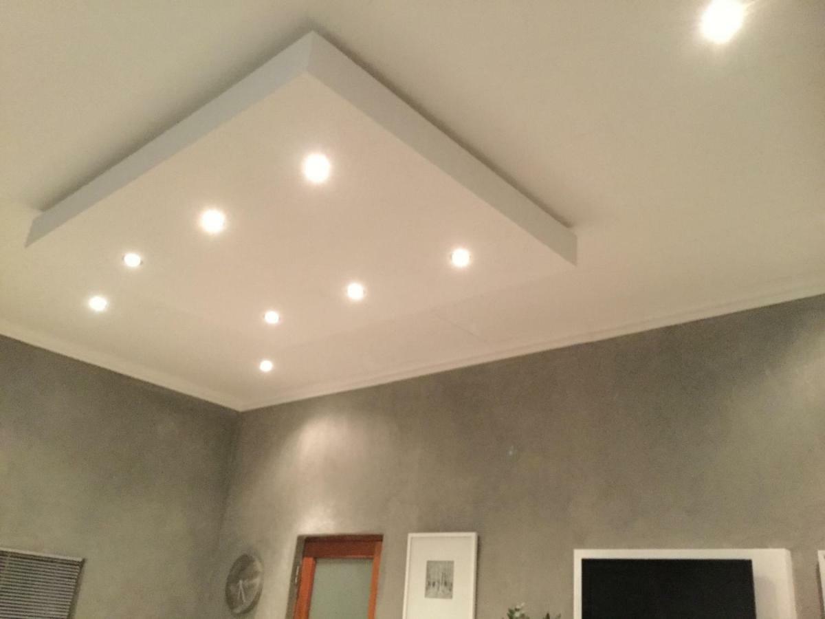 27 Pinehurst White River Ngoại thất bức ảnh